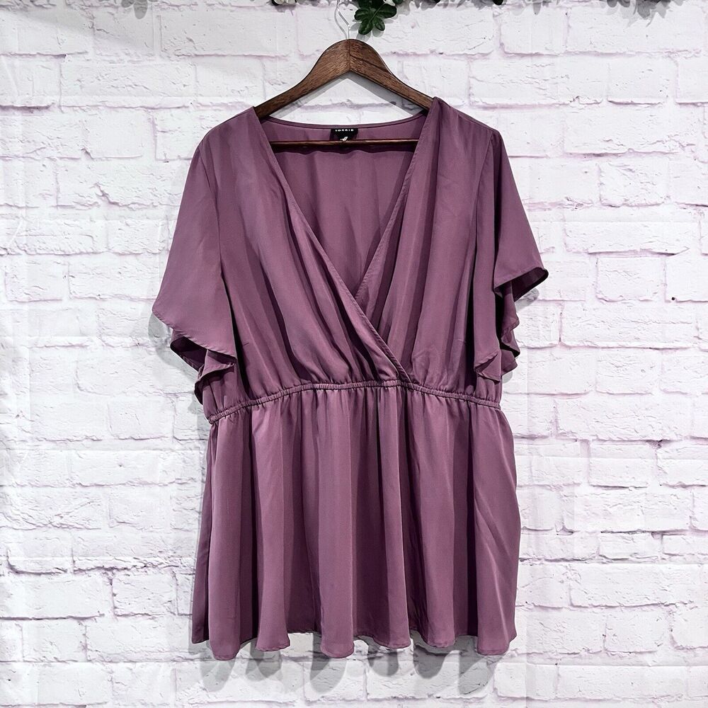 Torrid  Blouse Flared Cap Sleeve V‎ Neck Solid Print Casual Size 4 Lightweight
